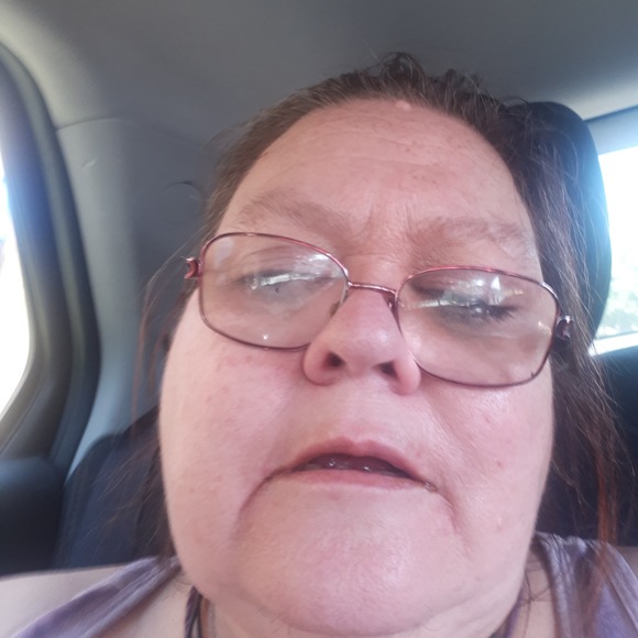 Meet your Posher, Shirley - Picture 1 of 1